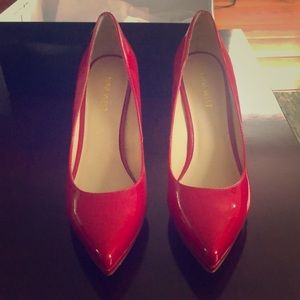 Nine West OHEMGEE Ruby red pumps size 7